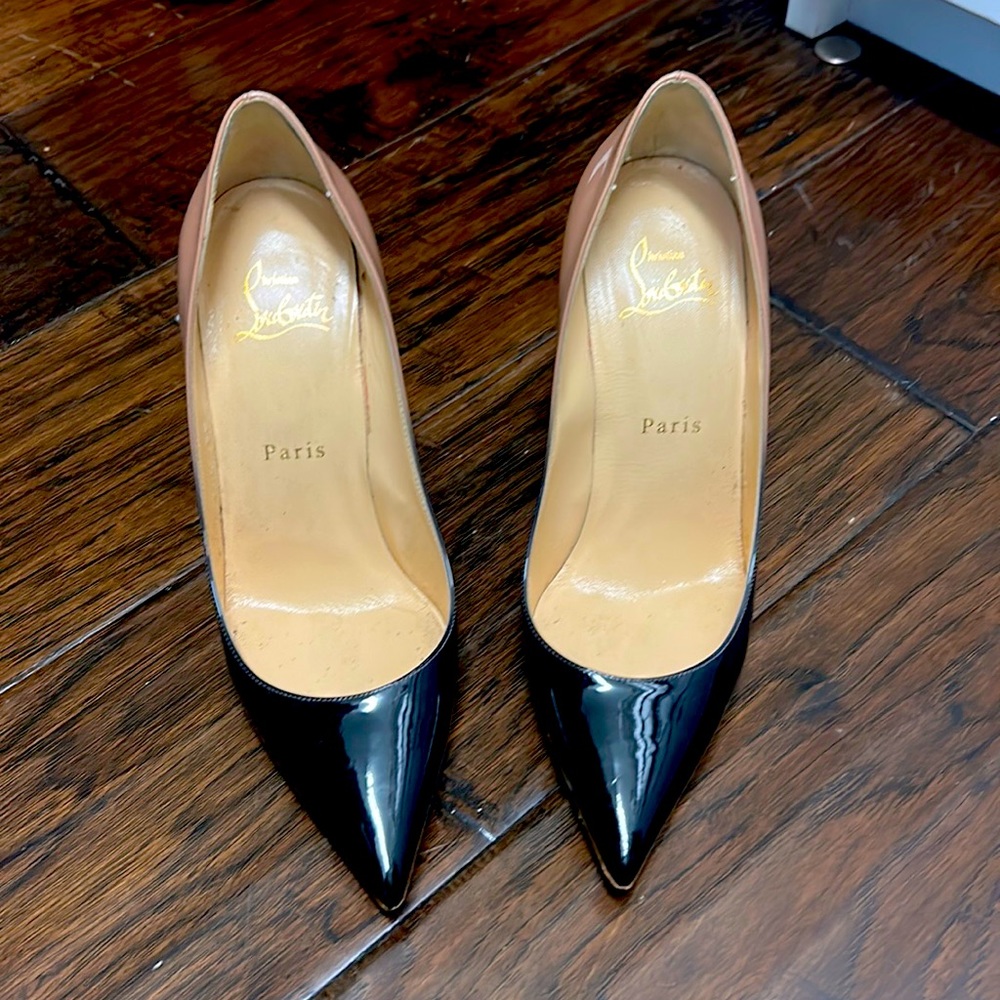 Christian louboutin size 36.5 heels in ombré black beige so Kate degrade…
